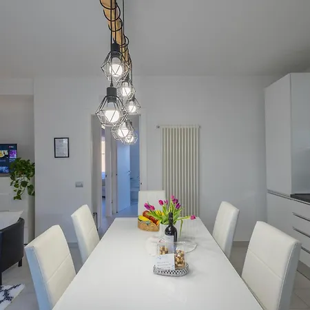 Borgo Vignola * Cremia